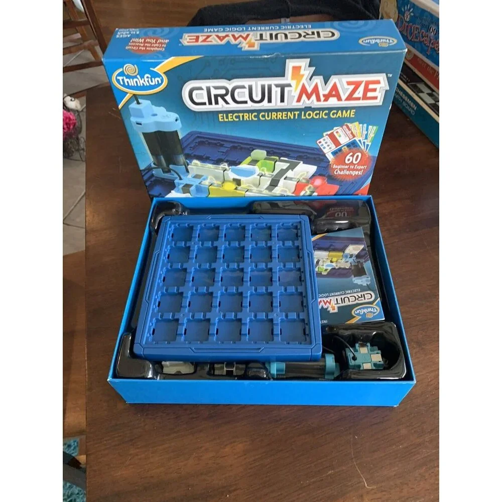 Circuit Maze Electric Current Logic Game ThinkFun 8‎ To Adult NEW Open Box